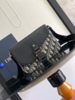 Small Saddle Messenger