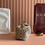 Gucci Vanity medium top handle bag - Image 3