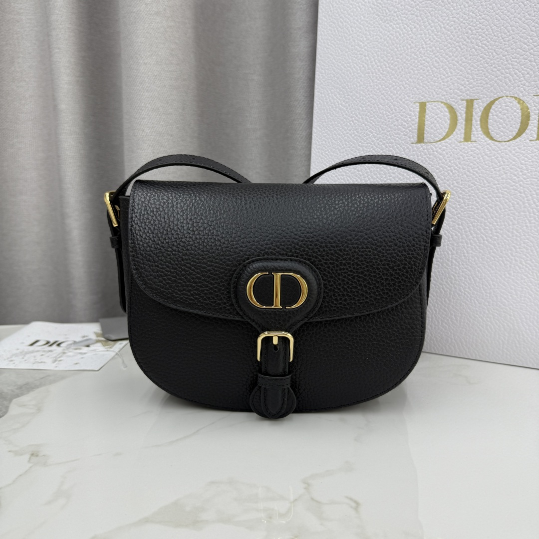 cmp_o_1j7mb7vodgu91aci107n17h21jnc0.jpeg Bobby Bag Medium - Image 1