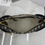 Voyage Bag Small - Image 8