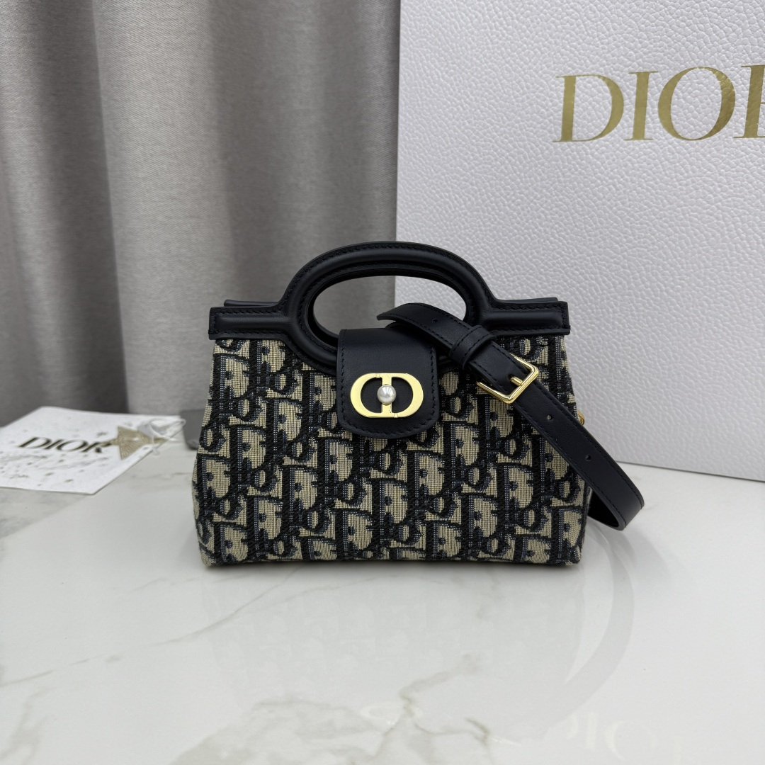 cmp_windows1760573851566_418379157-1657683616.jpg Jolie Top Handle Bag Mini - Image 1