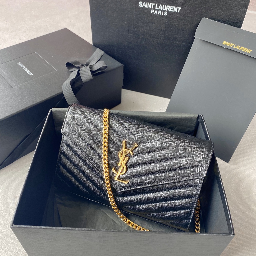 i1652868721_7643_0.jpg cassandre chain wallet - Image 1