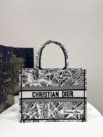 Book Tote Medium