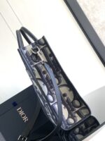 Large East-West Tote Bag - Image 2