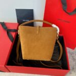 LE 37 small - Image 2