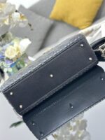 Lady Dior Large 32cm - Image 4