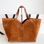 Y TOTE - Image 2
