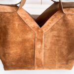 Y TOTE - Image 5