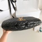 ICARE hobo in quilted nappa - Image 3