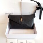 CASSANDRE large envelope pouch