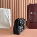 GG Marmont medium shoulder bag - Image 3