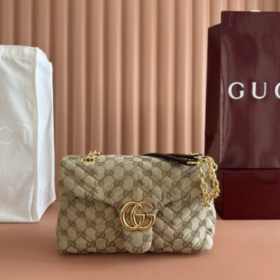 GG Marmont small shoulder bag