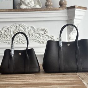 Garden Party 23/30cm in Togo Leather