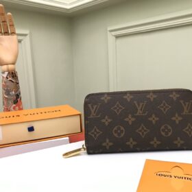 Zippy Wallet 19cm