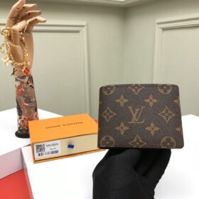 Multiple Wallet