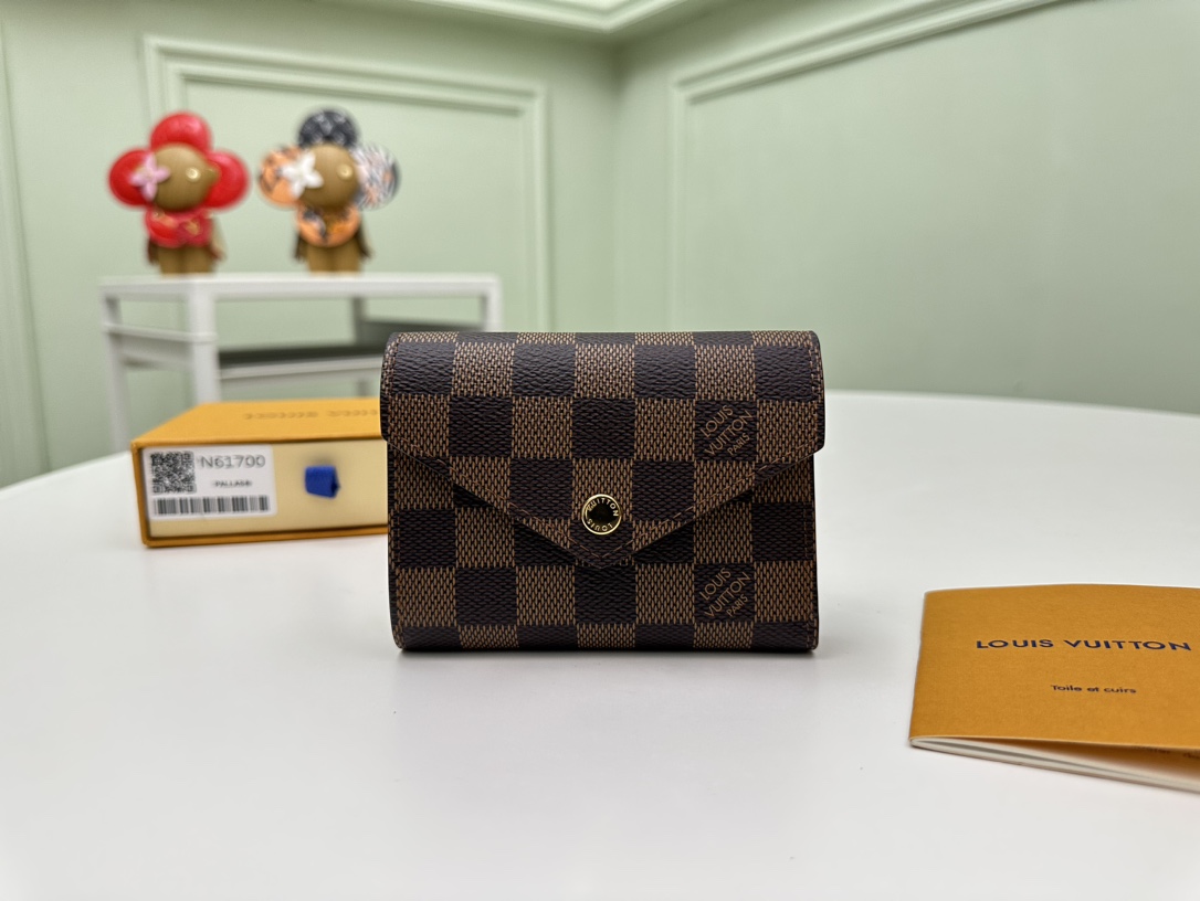 i1687584794_5600_0.jpg VICTORINE WALLET - Image 1