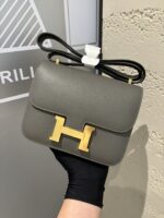 Constance Slim 18cm in Epsom Leather